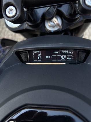 BAJAJ DOMINAR 400 