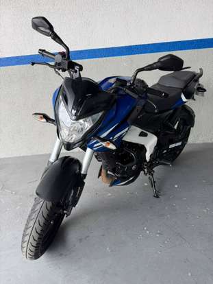 BAJAJ-DOMINAR 200-2023