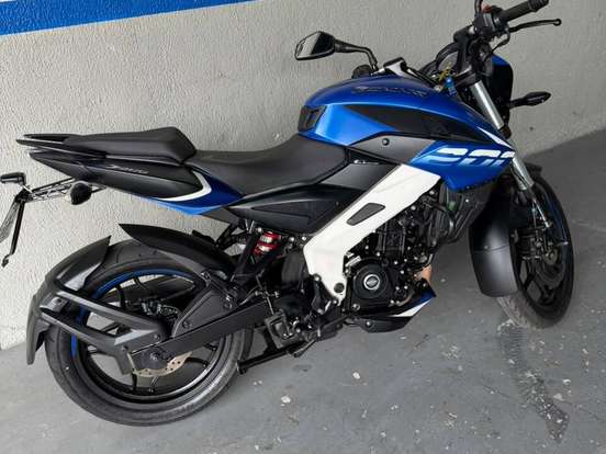 BAJAJ-DOMINAR 200 BAJAJ-DOMINAR 200-2023