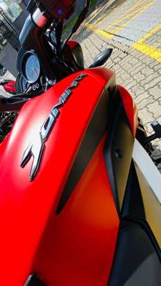BAJAJ-DOMINAR 200-2022
