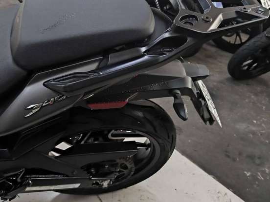 BAJAJ-DOMINAR 400 BAJAJ-DOMINAR 400-2024