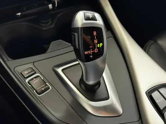 BMW-118i-1.6 FULL 16V TURBO GASOLINA 4P AUTOMÁTICO BMW-118i-2014