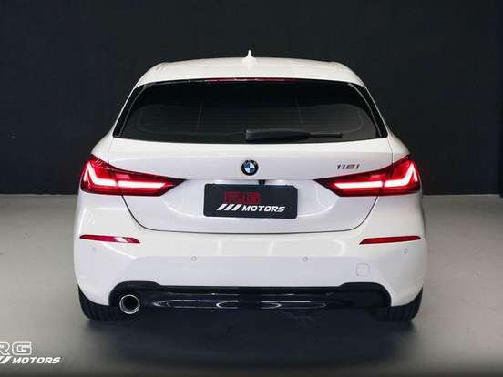BMW-118i-1.5 12V GASOLINA SPORT GP STEPTRONIC BMW-118i-2019