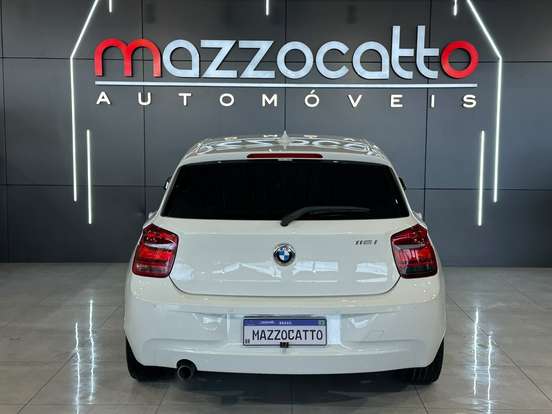 BMW-118i-1.6 SPORT GP 16V TURBO GASOLINA 4P AUTOMÁTICO BMW-118i-2014