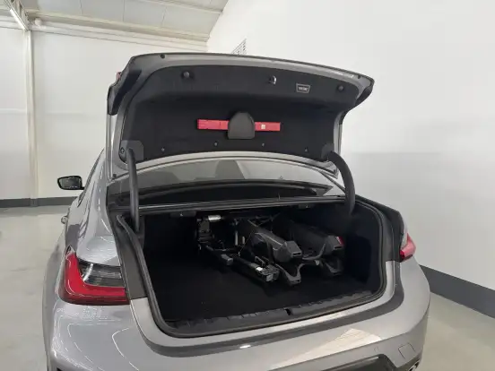 BMW-320i-2026