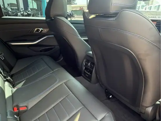 BMW-320i-2.0 16V TURBO FLEX M SPORT AUTOMÁTICO BMW-320i-2025