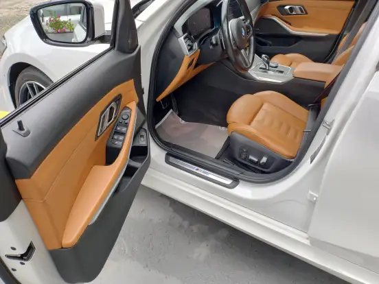 BMW-320i-2.0 16V TURBO GASOLINA M SPORT AUTOMÁTICO BMW-320i-2021