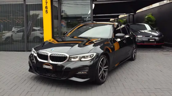 BMW 320i 2.0 16V TURBO GASOLINA M SPORT AUTOMÁTICO