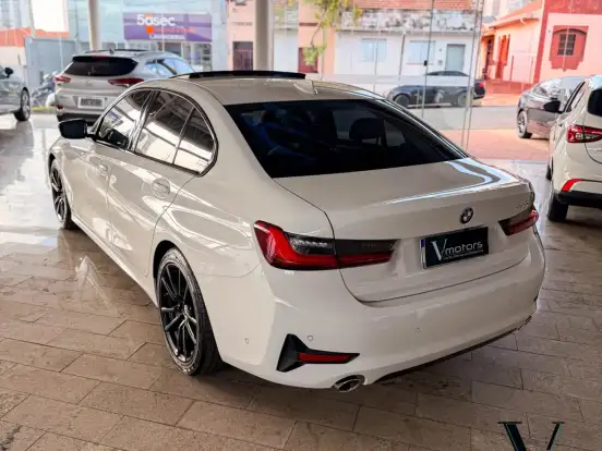 BMW-320i-2.0 16V TURBO GASOLINA SPORT GP AUTOMÁTICO BMW-320i-2020