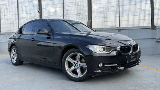 BMW-320i-2015