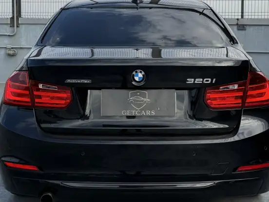 BMW-320i-2.0 SPORT 16V TURBO ACTIVE FLEX 4P AUTOMÁTICO BMW-320i-2015