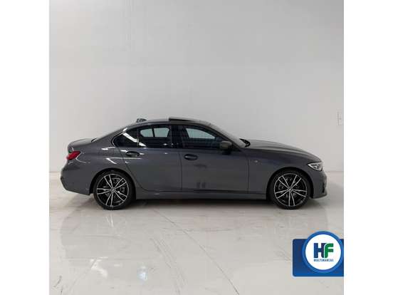 BMW-320i-2021