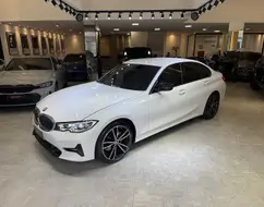 BMW 320i 2.0 16V TURBO GASOLINA SPORT AUTOMÁTICO BMW 320i 2.0 16V TURBO GASOLINA SPORT AUTOMÁTICO