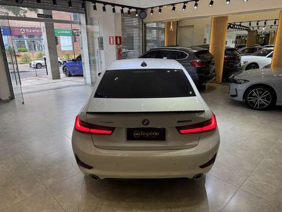 BMW-320i-2.0 16V TURBO GASOLINA SPORT AUTOMÁTICO BMW-320i-2019