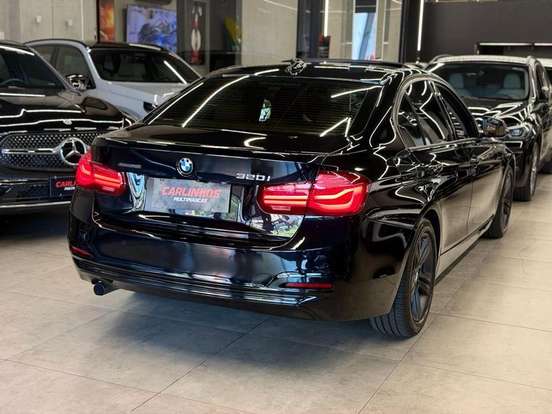 BMW-320i-2017