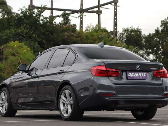 BMW-320i-2.0 SPORT 16V TURBO ACTIVE FLEX 4P AUTOMÁTICO BMW-320i-2017