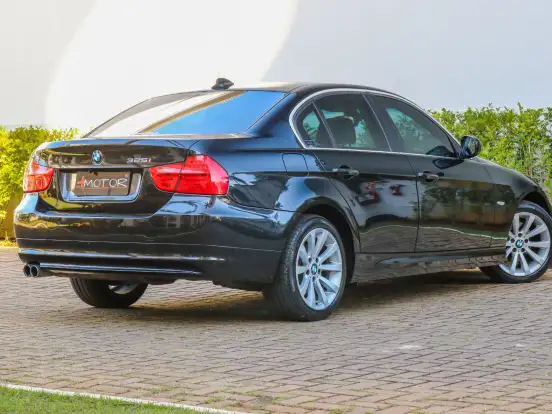 BMW-325i-2.5 SEDAN 24V GASOLINA 4P AUTOMÁTICO BMW-325i-2009