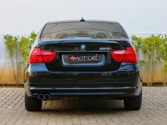 BMW-325i-2.5 SEDAN 24V GASOLINA 4P AUTOMÁTICO BMW-325i-2009