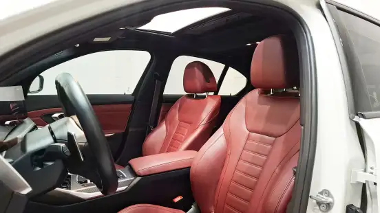 BMW-330e-2022