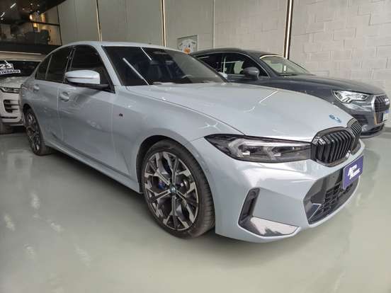 BMW-330e-2025