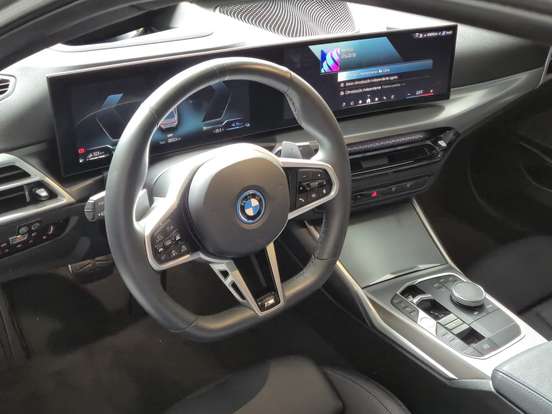 BMW-330e-2.0 16V TURBO HÍBRIDO M SPORT AUTOMÁTICO BMW-330e-2025