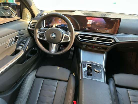 BMW-330e-2024