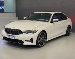 BMW 330i 2.0 16V TURBO GASOLINA SPORT AUTOMÁTICO BMW 330i 2.0 16V TURBO GASOLINA SPORT AUTOMÁTICO