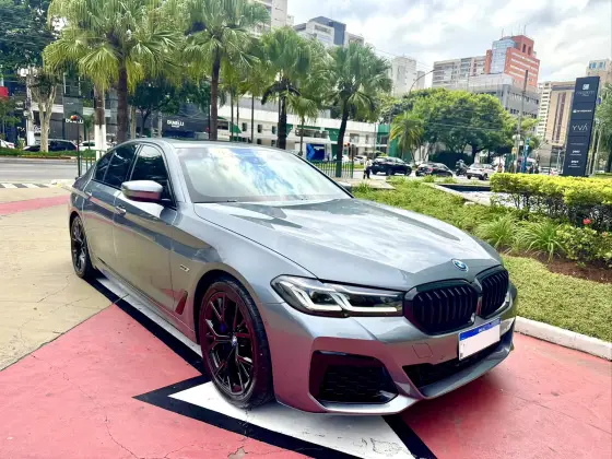 BMW 530e 2.0 16V TWINPOWER HÍBRIDO M SPORT AUTOMÁTICO