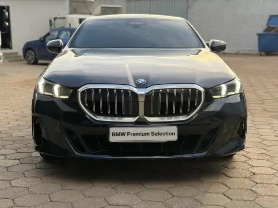 BMW-530e-2.0 TWINPOWER PHEV M SPORT AUTOMÁTICO BMW-530e-2024