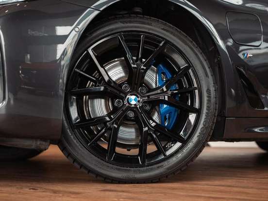 BMW-530e-2.0 16V TWINPOWER HÍBRIDO M SPORT AUTOMÁTICO BMW-530e-2021