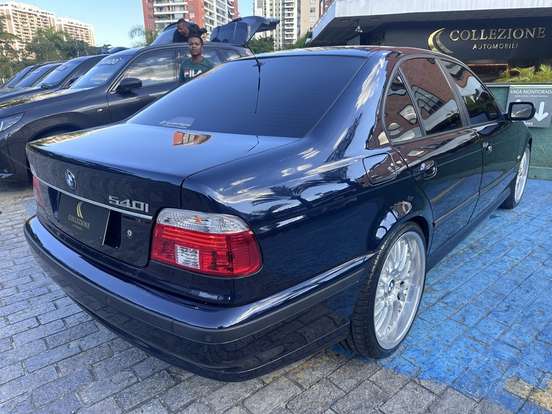 BMW-540i-4.4 SEDAN V8 32V GASOLINA 4P AUTOMÁTICO BMW-540i-1998