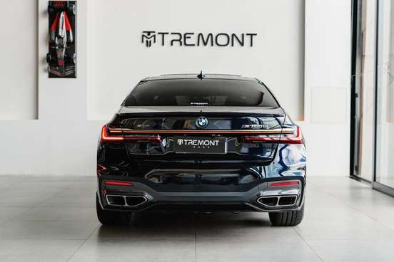 BMW-M 760Li-2019