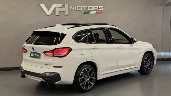 BMW-X1-2022