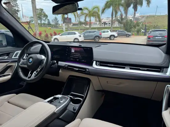 BMW-X1-2023