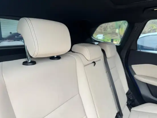 BMW-X1-2023