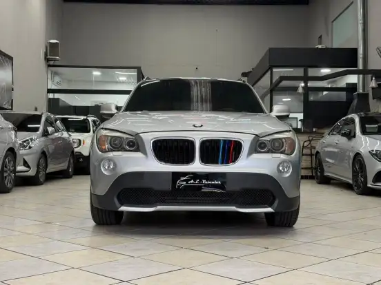 BMW-X1-2011
