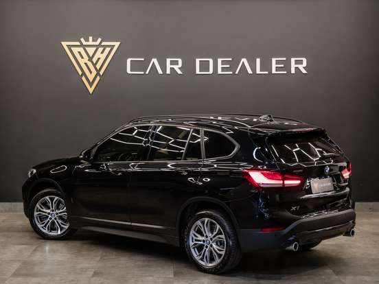 BMW-X1-2021