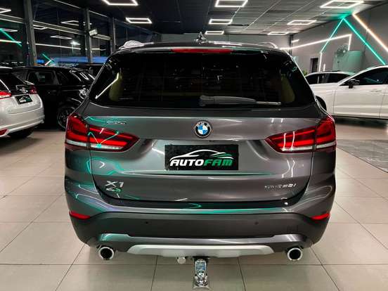 BMW-X1-2.0 16V TURBO ACTIVEFLEX SDRIVE20I X-LINE 4P AUTOMÁTICO BMW-X1-2021