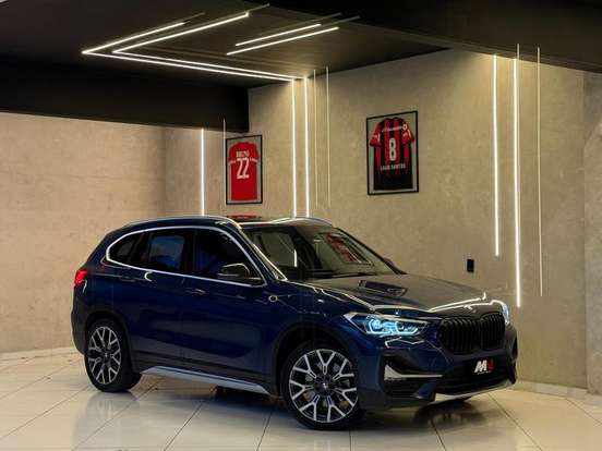 BMW-X1-2.0 16V TURBO ACTIVEFLEX SDRIVE20I X-LINE PLUS 4P AUTOMÁTICO BMW-X1-2022