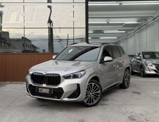 BMW-X1-2023