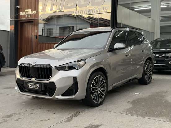 BMW-X1-2023