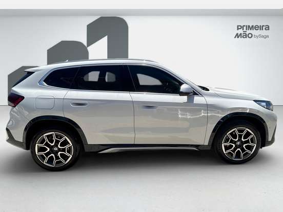 BMW-X1-2.0 16V TURBO GASOLINA SDRIVE20I X-LINE STEPTRONIC BMW-X1-2023