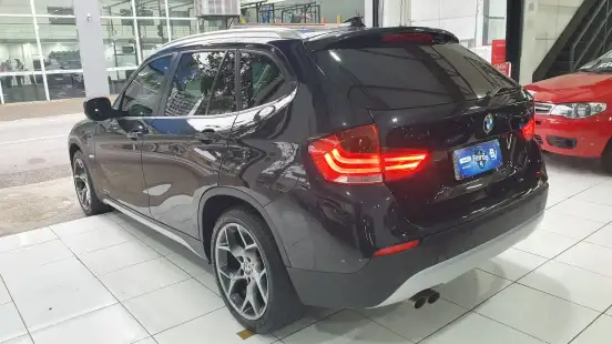 BMW-X1-3.0 24V GASOLINA XDRIVE28I 4P AUTOMÁTICO BMW-X1-2011