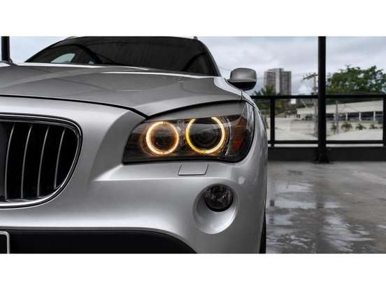 BMW-X1-2011