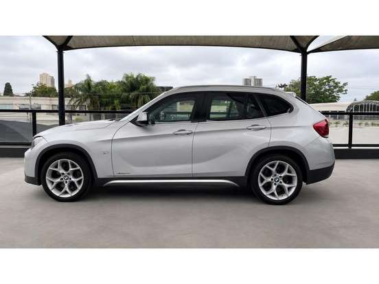 BMW-X1-3.0 24V GASOLINA XDRIVE28I 4P AUTOMÁTICO BMW-X1-2011