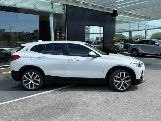 BMW-X2-2018