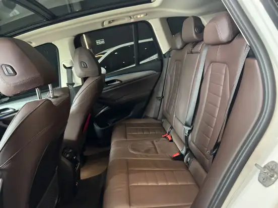 BMW-X3-2022