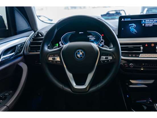BMW-X3-2022