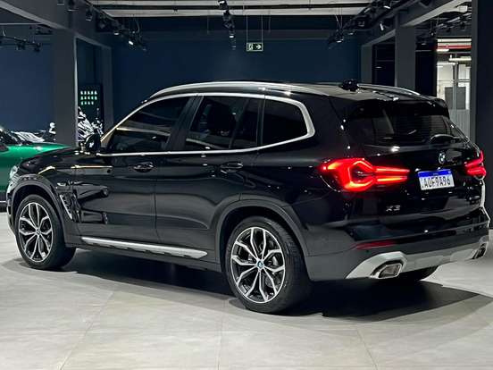 BMW-X3-2.0 16V HÍBRIDO X LINE XDRIVE30E STEPTRONIC BMW-X3-2022