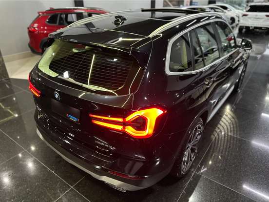 BMW-X3-2022